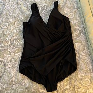 Black Miraclesuit 1 pc Bathing Suit